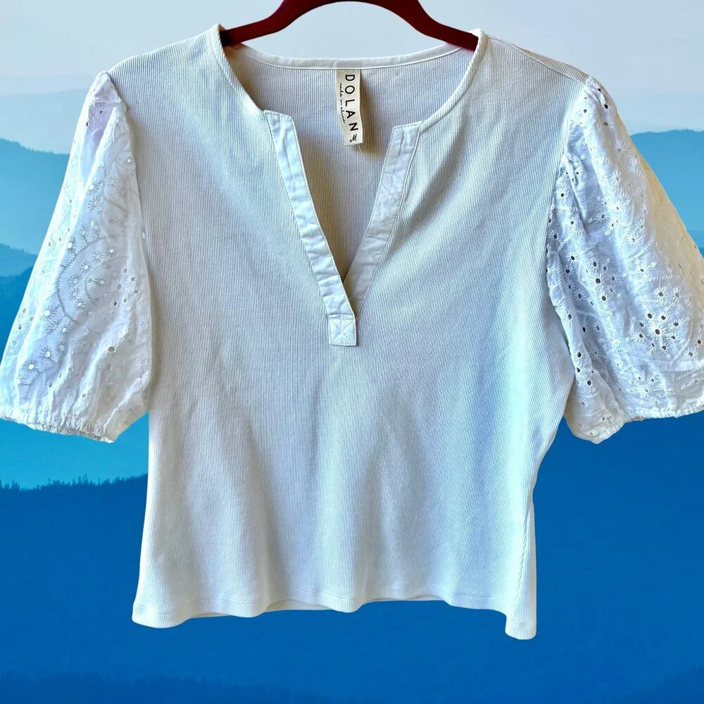 Dolan Anthropologie White Ribbed Top Puff Sleeve Eyelet Womens Medium NEW